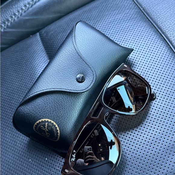 Ray-Ban Tortoise Shell Sunglasses - Picture 4 of 4